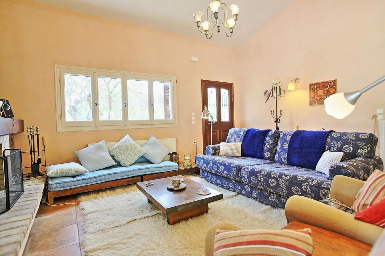 Villa Kleopatra Pouládes 外观 照片
