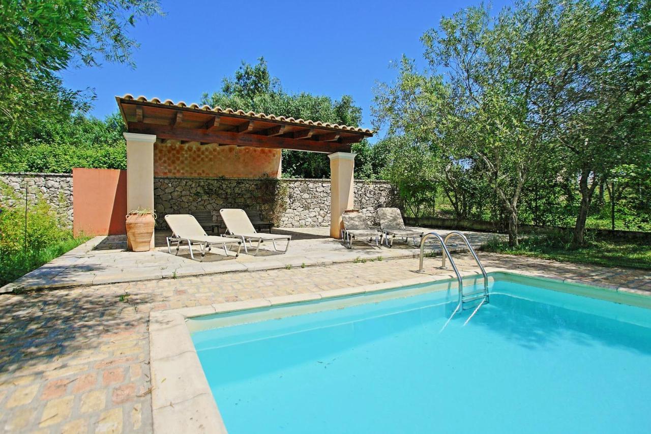 Villa Kleopatra Pouládes 外观 照片